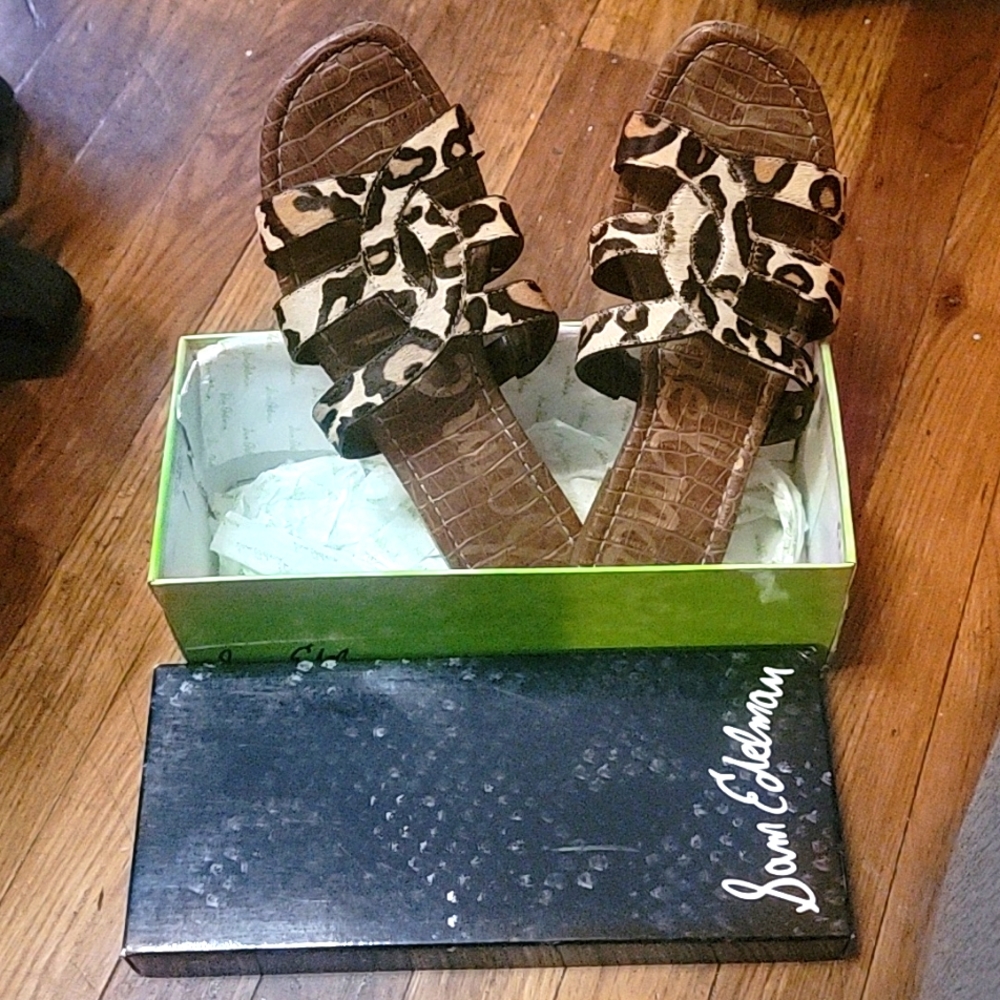 Sam Edelmanl size 91/2   brown and tan  Edelman Women’s BayClassic Slides sandal